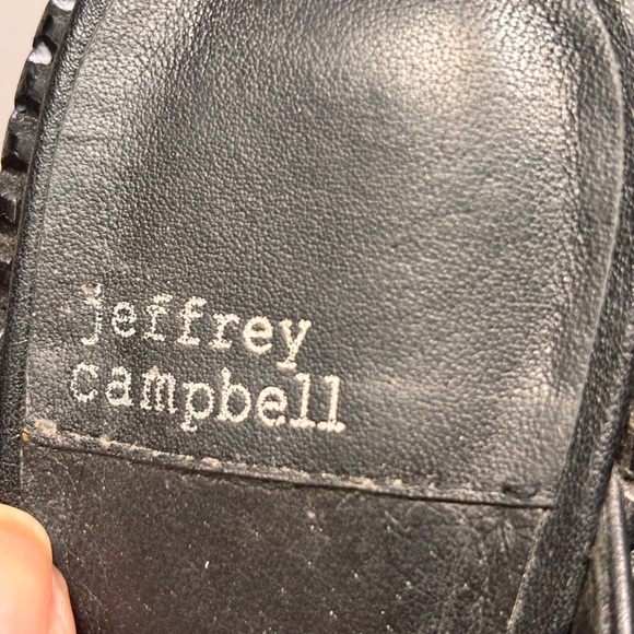 🖤Jeffrey Cambell Sz. 8 - Picture 6 of 10